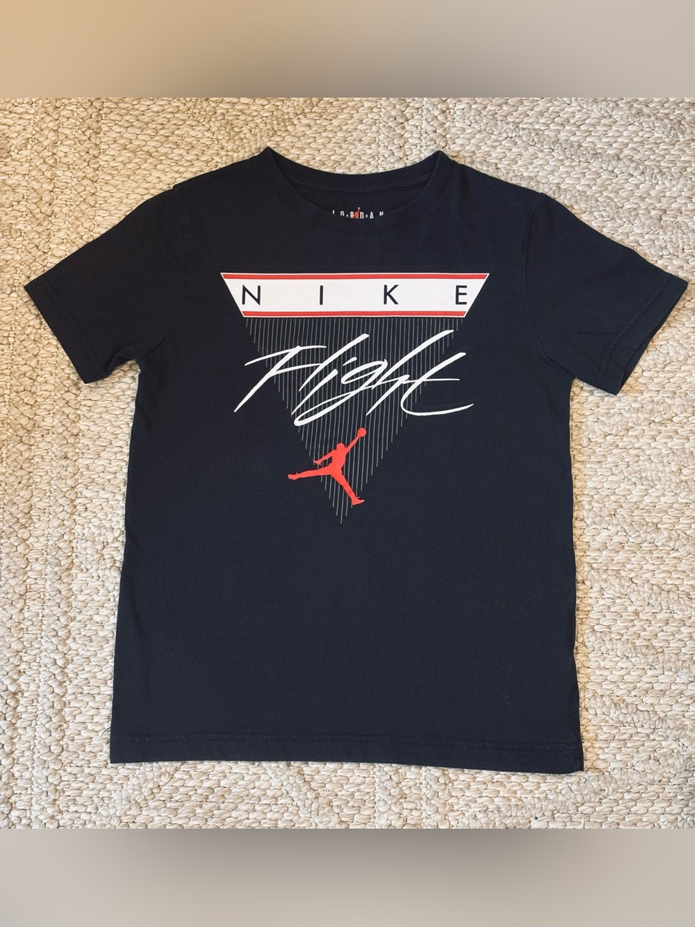 Nike Air Jordan Boys Flight History Graphic Tee Black Red Jumpman Size M 10/12